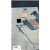 Image 2 : 1 LARGE PANEL BOX 1B