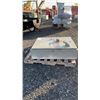 Image 5 : 1 LARGE PANEL BOX 1B
