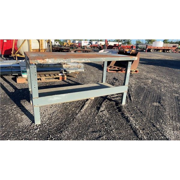 WORK BENCH WITH STEEL TOP 5'W X 3'D X 33"H 2D