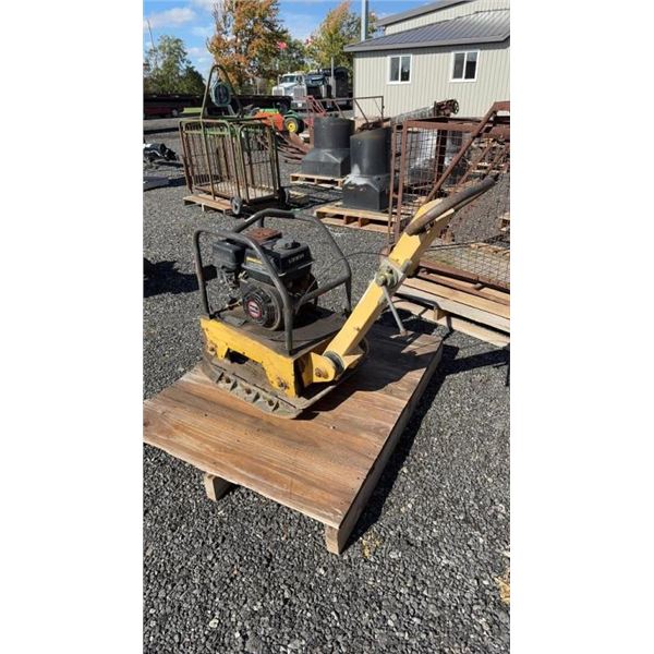 PLATE COMPACTOR RUNS AND VIBRATES "IN ONE SPOT NEEDS A WINTER FIX UP"
