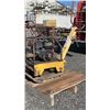Image 2 : PLATE COMPACTOR RUNS AND VIBRATES "IN ONE SPOT NEEDS A WINTER FIX UP"