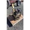 Image 4 : PLATE COMPACTOR RUNS AND VIBRATES "IN ONE SPOT NEEDS A WINTER FIX UP"