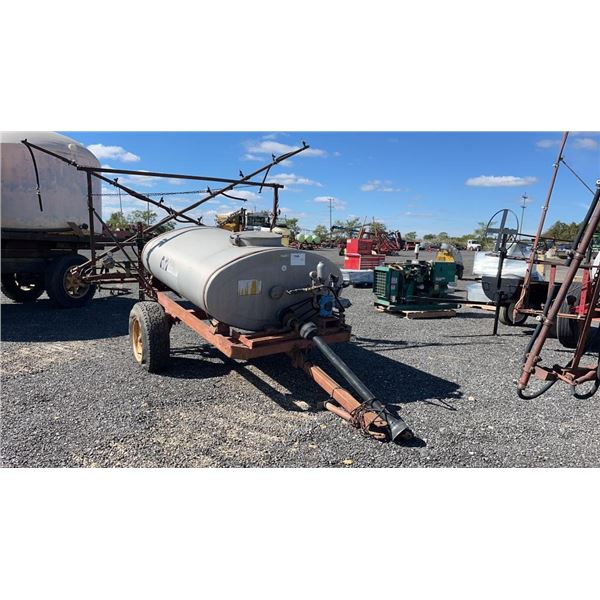 GEORGE WHITE SPRAYER 30' BOOM, 300 GAL PULL TYPE SPRAYER W/PUMP AND PTO