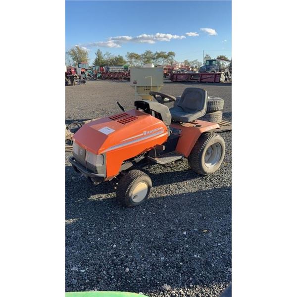 HUSQVARNA GTH220 AUTOMATIC LAWN TRACTOR NO MOWER DECK GAS UNIT WITH 1170 HRS NOT SURE OF RUNNING CON