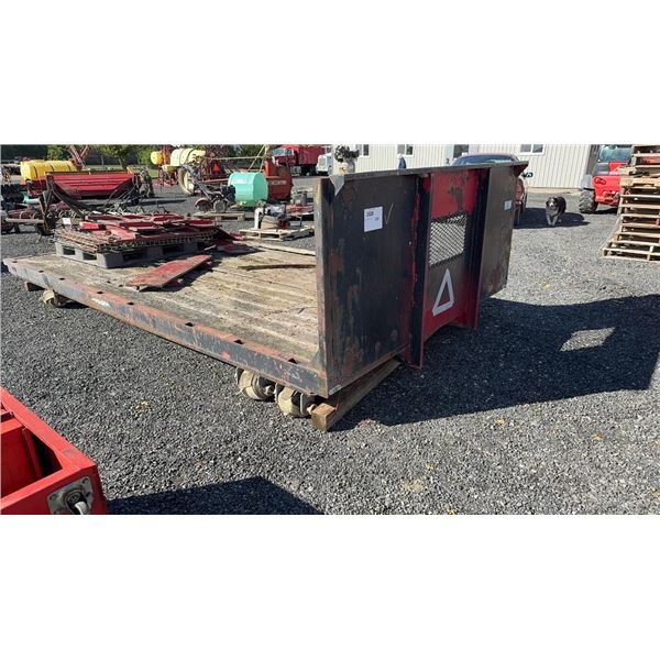 15'X8' WOODEN DECK WITH 12" RACK'S