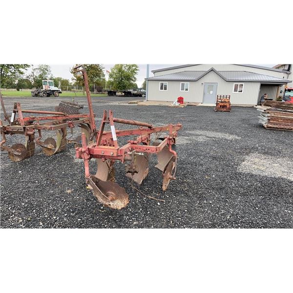 MCCORMICK  3F 3PT PLOW 1H