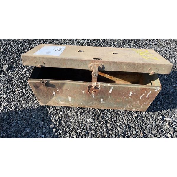 TOOL BOX 8"W X 22" X 9"H 2C