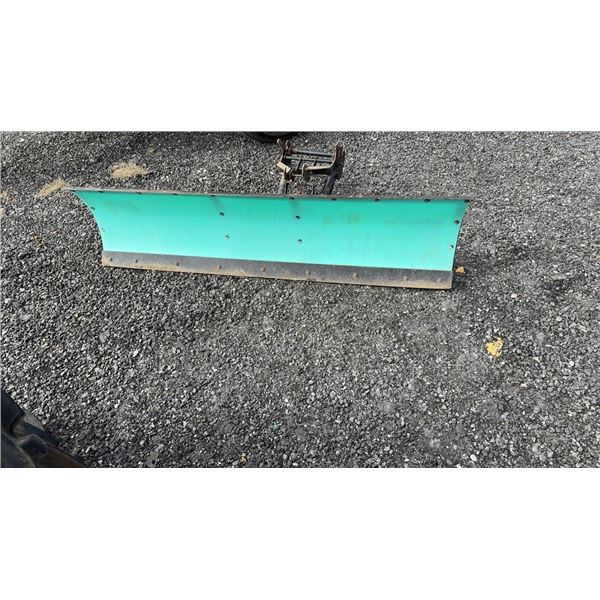 5' SNOW BLADE FOR A 4 WHEELER MAKE YOUR LIFE EASIER THESE WINTER WITH THE SNOW 1E