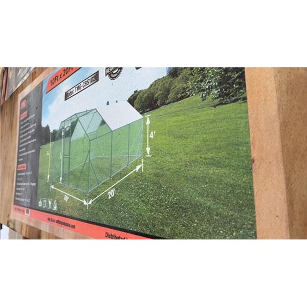 2025 TMG INDUSTRIAL TMG-CRS1020 LARGE CHICKEN RUN 10' X 20' CHICKEN COOP, LOCKABLE GATE 200 SQ FT LO