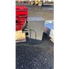 Image 8 : 3 TOOL BOXES 3 SIZES BLK ROCK RIVER HAS 5 DEEP DRAWERS RED ULTRA PRO HAS 14 DRAWERS INTERNATIONAL - 