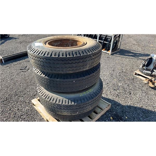 KUMHO 10.00-20 TIRES AND RIMS 4 OF 1G