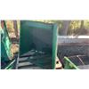 Image 3 : JOHN DEERE 3235 MOWER HOODS 2 OF 1A