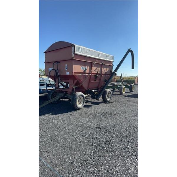 MARKET FERTILIZER WAGON MODEL 2000 L/S & 2000 W/S MARTIN FARM WAGON RUNNING GEAR MODEL 100 SN 01013 