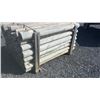 Image 4 : 1 SKID OF ROUND POSTS 5' X ASSORTED DIAMETERS 1A