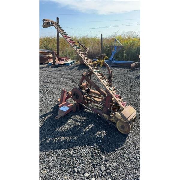 NEW HOLLAND SICKLE MOWER SN 6834 ONE OWNER AND STORED INSIDE 1B