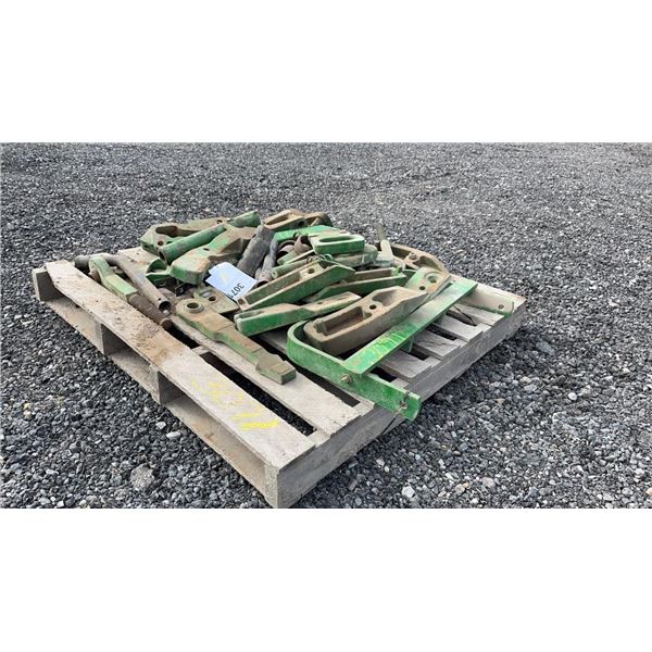 JOHN DEERE ASSORTED HITCH PARTS 1B