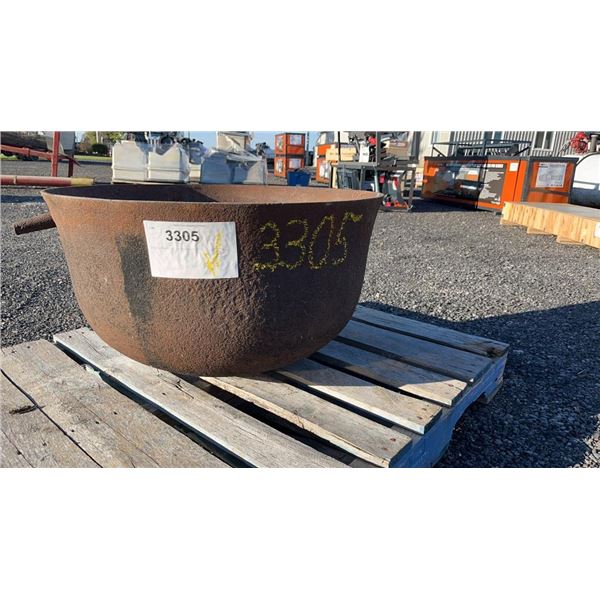 STEEL BEAN POT 29" ROUND X 18"H 2D