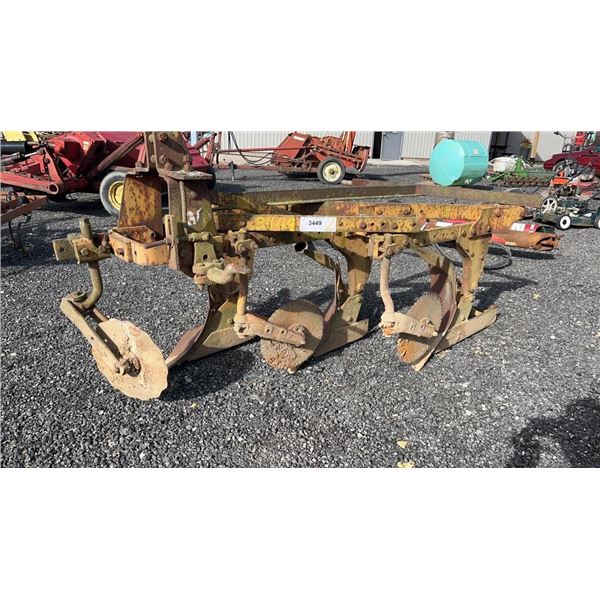 COCKSHUTT 3F 3PT PLOW W/PACKER HITCH 1H