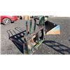 Image 3 : PALLET FORKS 42" W/ALO HOOK UP 2D