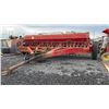 Image 1 : INTERNATIONAL 510 SEED DRILL 21 RUN ONE OWNER