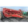 Image 6 : INTERNATIONAL 510 SEED DRILL 21 RUN ONE OWNER