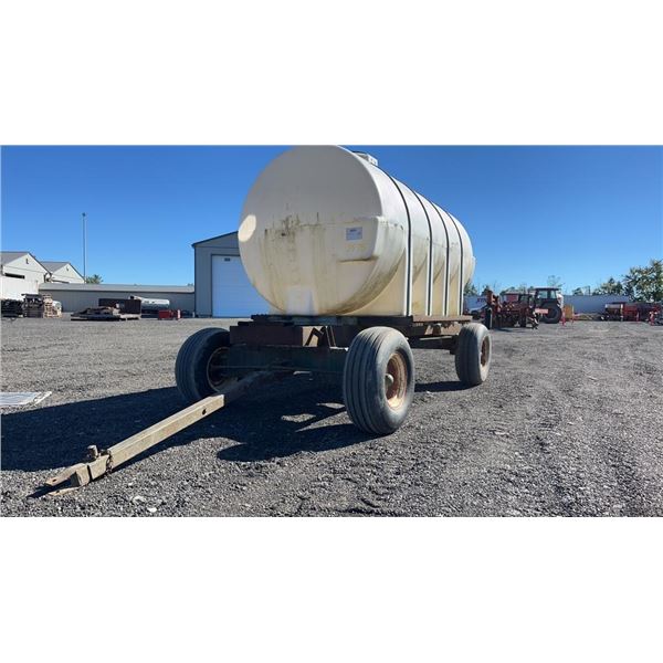 WATER WAGON 1600 GALLON W/ RUNNING GEAR