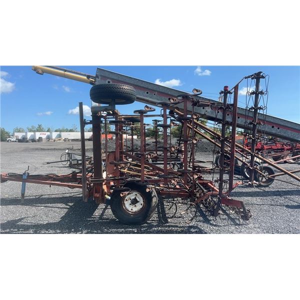 KONGSKILDE TRIPLE K 20' CULTIVATOR W/ROLLING HARROWS 2F