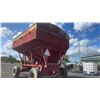 Image 3 : RED V-BOX 200 BUSHEL W/ROLL UP TARP