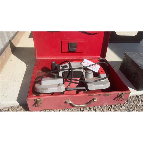 MILWAAUKEE BAND SAW PORTABLE