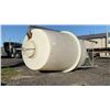Image 2 : 4 TONNE POLY FEED BIN
