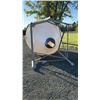 Image 7 : 4 TONNE POLY FEED BIN