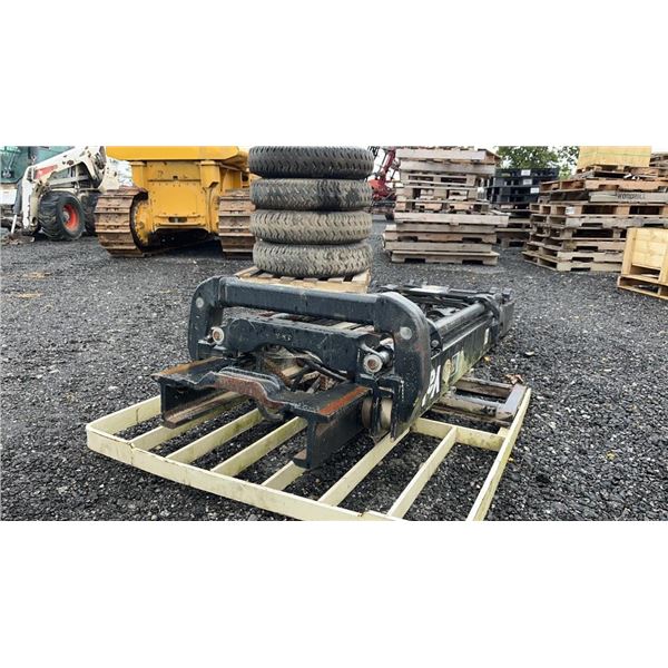 YALE 3 STAGE MAST SIDE SHIFT USED 2 YEARS ONE OWNER 2F