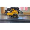 Image 6 : DEWALT TOOL SET 20 VOLT DRILL, DRIVE , FLASHLIGHT, 6" CIRCULAR SAW 15 BATTERIES , 4 BATTERY CHARGES 