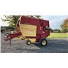 Image 2 : NEW HOLLAND 855 ROUND BALER