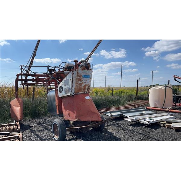 AGROSPRAY HIBOY SPRAYER 50' BOOM 200 GALLON TANK, RUNS WELL, LAST RAN FOUR YEARS AGO 1C