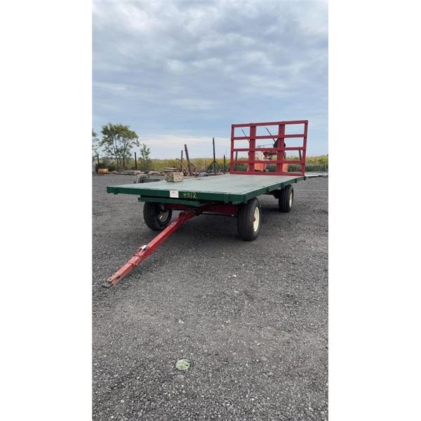 HORST  8 TON RUNNING GEAR & RACK DOUBLE REACH W/NEW 11/15 TIRES AND NEW TIE RODS SN 76103 WITH HAY W