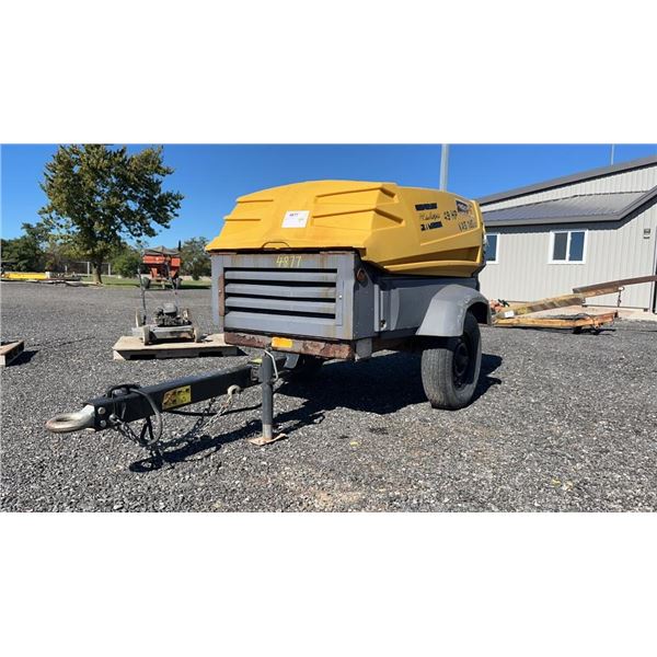 2011 ATLAS XAS185 MOBILE AIR COMPRESSOR RUNS NEEDS COUPLER BETWEEN MOTOR AND COMPRESSOR 185 CFM 4500