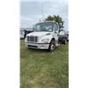 Image 1 : 2009 FREIGHTLINER M2 BUSINESS CLASS 106TRUCK  MERCEDES BENZ ENGINE MBE 900 EPA 07  HYDRAULIC BRAKES,