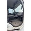 Image 27 : 2009 FREIGHTLINER M2 BUSINESS CLASS 106TRUCK  MERCEDES BENZ ENGINE MBE 900 EPA 07  HYDRAULIC BRAKES,