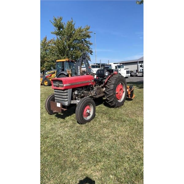 MASSEY FERGUSON MF135 TRACTOR GAS SN SGM641015193 2664 HRS