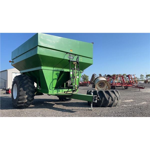 E-Z TRAIL 500 GRAIN BUGGY 500 BUSHEL W/ 1 EXTRA FIRESTONE 28L-26 TIRE AND 10 BOLT RIM AND 1 EXTRA 10