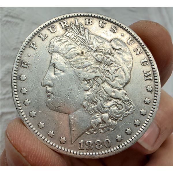 MORGAN SILVER DOLLAR - 1880O