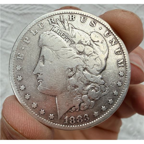 MORGAN SILVER DOLLAR - 1883