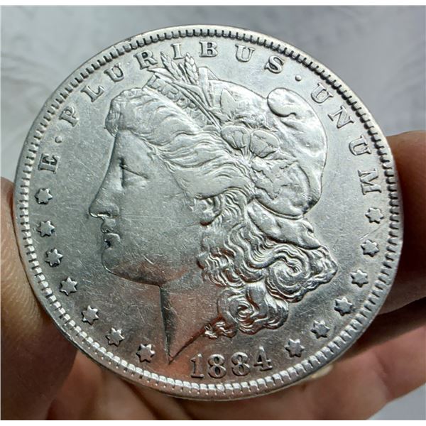 MORGAN SILVER DOLLAR - 1884