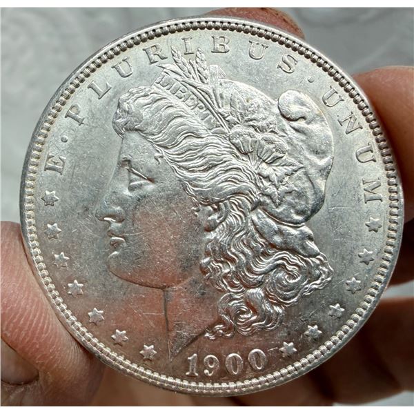 MORGAN SILVER DOLLAR - 1900
