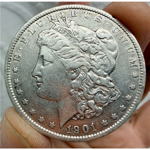 MORGAN SILVER DOLLAR - 1901O