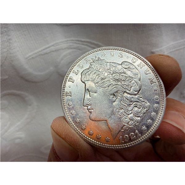 MORGAN SILVER DOLLAR - 1921D