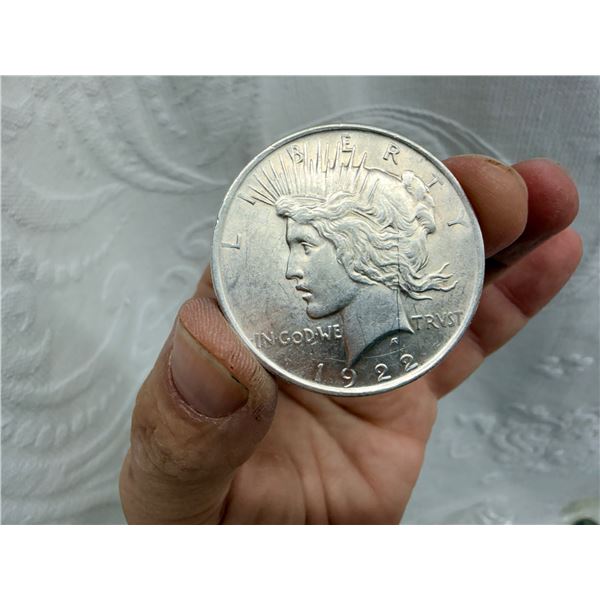 PEACE SILVER DOLLAR - 1922