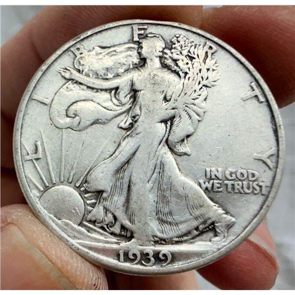 WALKING LIBERTY SILVER HALF DOLLAR - 1939D