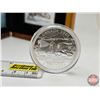 Image 2 : RCM Canada 2005 $5 Limited-Edition Stamp & Fine Silver Coin Set : The Atlantic Walrus and Calf (#061